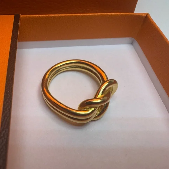 Hermès Gold Enchaînée Scarf Ring with Box and bag Chaîne d’Ancre scarf ring - Picture 4 of 14